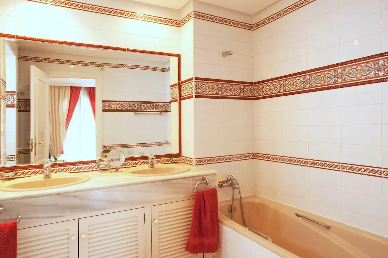 Apartment White Pearl Beach D6 Marbella